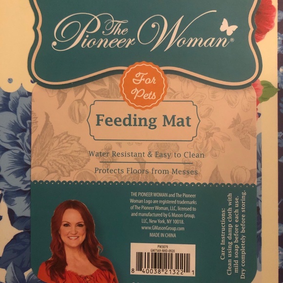 Pioneer Woman Matching Feeding Mat and Bowl Set - Picture 4 of 7